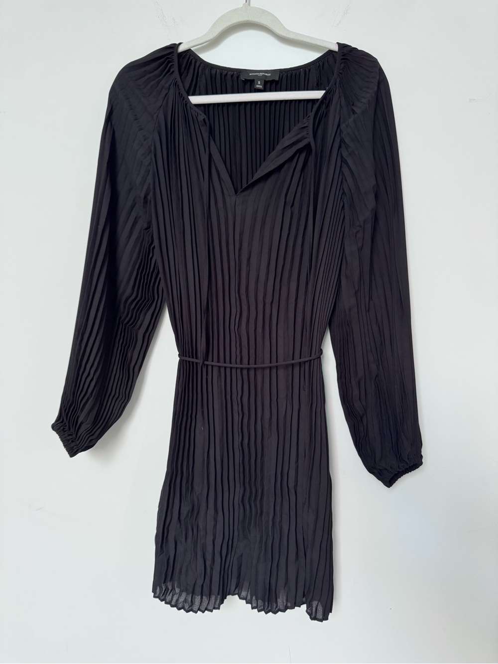 Banana Republic Black Pleated Long-Sleeve Dress (Slip Not Included)